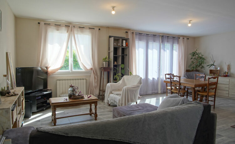 Maison 5 pièce(s) 110 m2 1