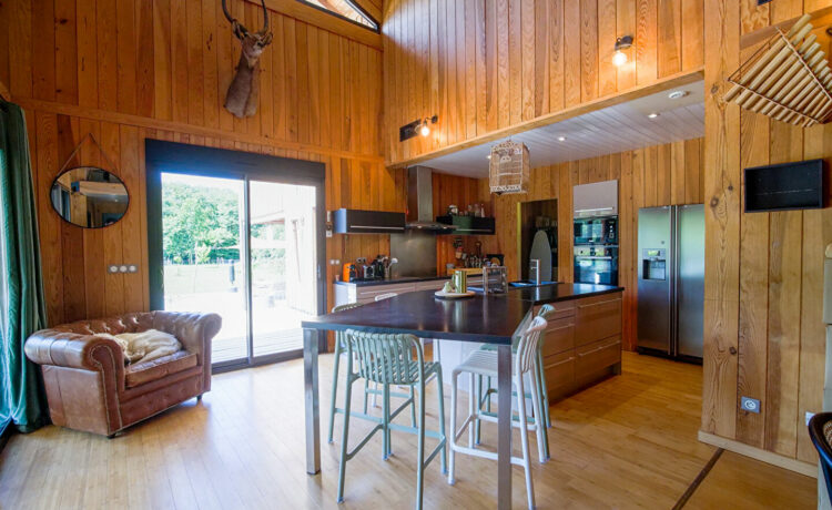 Maison en bois 138 m² avec piscine ? Environnement campagne ? Proche Eugénie les Bains 4