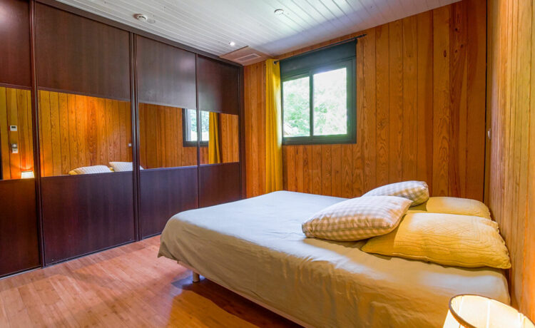 Maison en bois 138 m² avec piscine Environnement campagne Proche Eugénie les Bains
