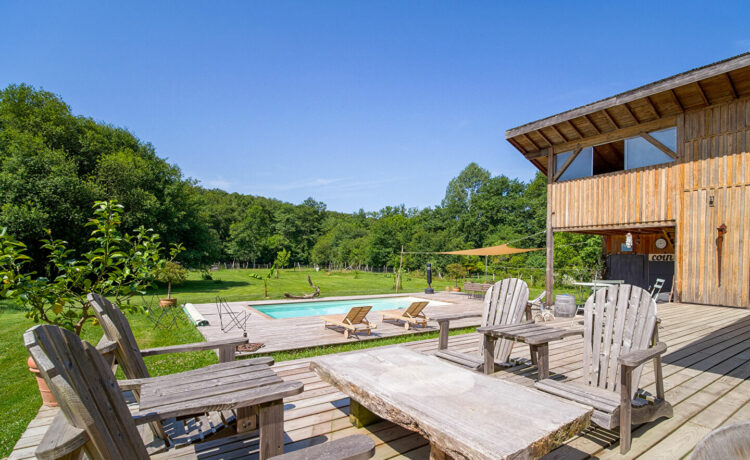Maison en bois 138 m² avec piscine Environnement campagne Proche Eugénie les Bains