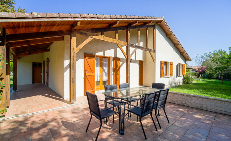 Maison contemporaine de plain-pied secteur Geaune 1