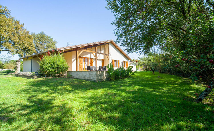 Maison contemporaine de plain-pied secteur Geaune